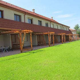 Hársas Apartmanház Balatonboglár