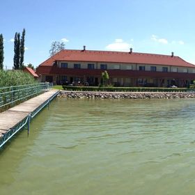 Hársas Apartmanház Balatonboglár