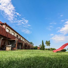 Hársas Apartmanház Balatonboglár