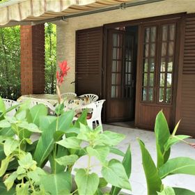 Napraforgó Apartmanok Balatonszemes