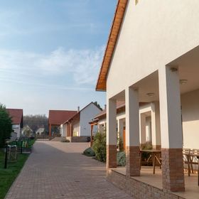 Kun Pista Vendégháza Vértesboglár