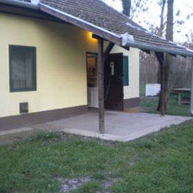 Laura Vendégház Cserkeszőlő