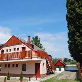 Napsugár Apartmanház Baja