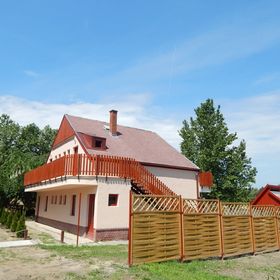 Napsugár Apartmanház Baja