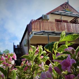 Napsugár Apartmanház Baja