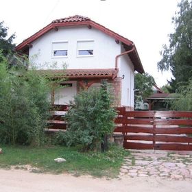 Fűzfa Apartman Tata