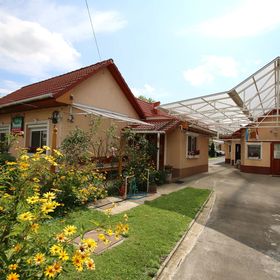 Álmos Vendégház Debrecen