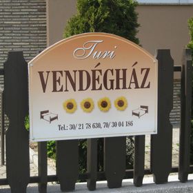 Turi Vendégház Sarród