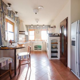 Villa Corvina Győrújbarát