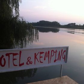 Kisdunapart 510 Taksony