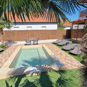 Napsugár Villa B Siófok