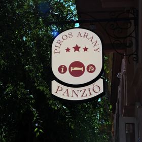 Piros Arany Panzió Kalocsa