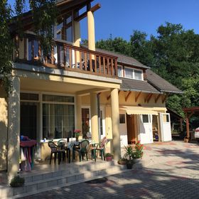 Tamás Marika Apartmanház Balatonboglár