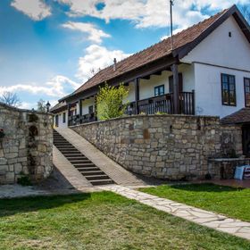 Kemencés Vendégház Vanyarc