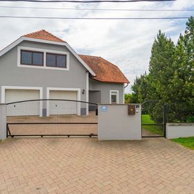 Kamilla Villa Balatonkenese