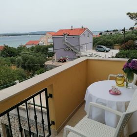 Apartman Roza L Tkon