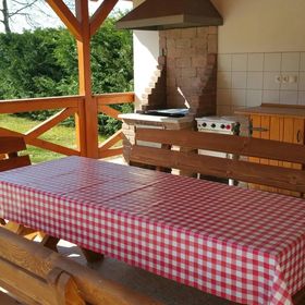 Erdei Apartman Balatonfűzfő