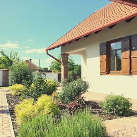 Kamillaház Poroszló