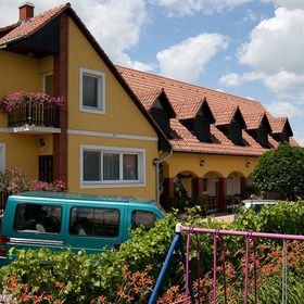 Holp Vendégház Balatonföldvár