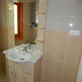 Fenyő Apartman Berekfürdő