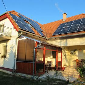 Menyhárt Apartman Gyenesdiás