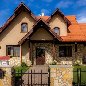 Bakonyi Mesekastély Olaszfalu