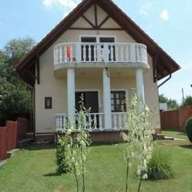 Trixi Vendégház Balatonlelle