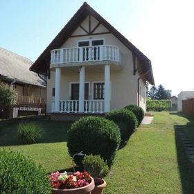 Trixi Vendégház Balatonlelle