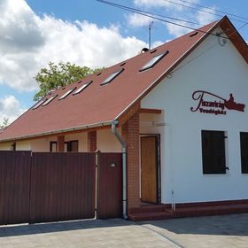 Tiszavirág Vendégház Tiszabábolna