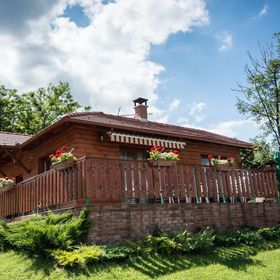 Vadmacska Vadász és Vendégház Tatabánya Csákányospuszta