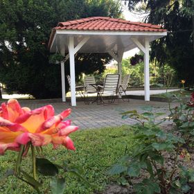 Kúria Apartmanház Kiskunlacháza