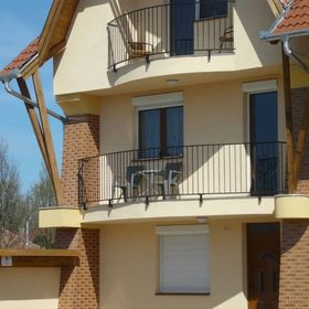 Anna Korona Apartman Cserkeszőlő