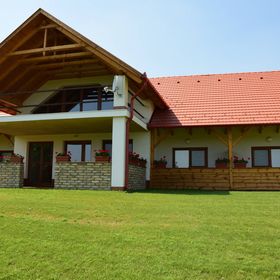 Zöldhalmi Lovas Vendégház Bócsa