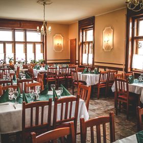 Borostyánkert Étterem és Vendégház Sitke