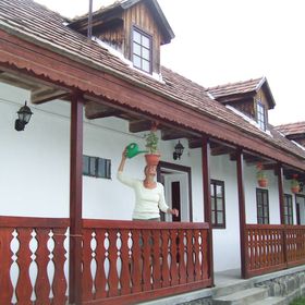 Veronika Zarándokszállás és Vendégház Buják