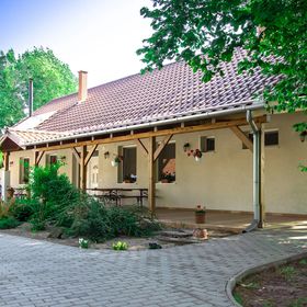 Tölgyfa Vendégház Kiskőrös