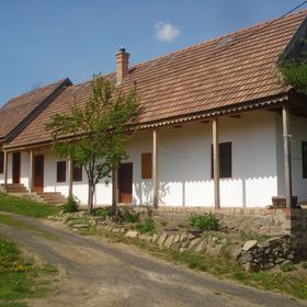Fay-inn Üdülőház Terény