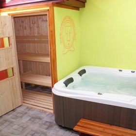 Tamás Bátya Kunyhója Szécsényfelfalu