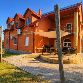 Csetáj Vendégház Hajós