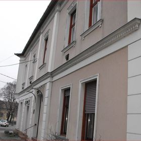 Centrum Stúdió & Apartman Tolna