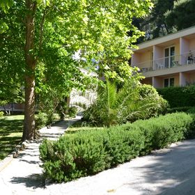 Tourist Resort Brzet Omiš