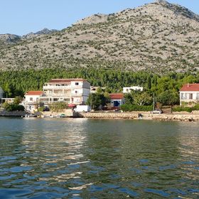 Apartmani Bili Starigrad