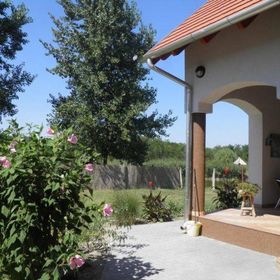 Bodobács Vendégház Tabdi