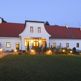 Bánó Mária Kastélyszálló Felsőmocsolád