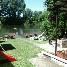 Tibor Vízparti Nyaraló Békésszentandrás