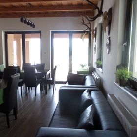 Mustang Vendégház Akasztó