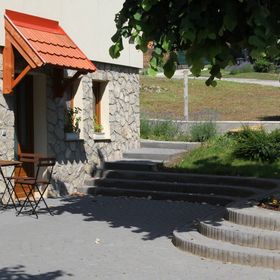 Hárs Apartman Tihany