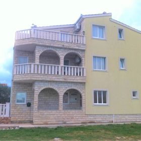 Miro Apartman Kaštel Štafilić