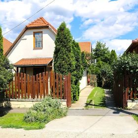 Szellő Úti Apartmanok Szolnok