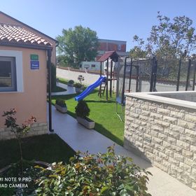 Mirjana Apartman Štinjan